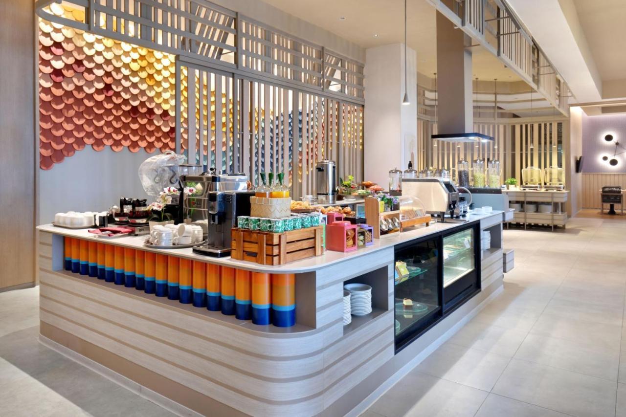 Ibis Styles Semarang Simpang Lima Exterior foto