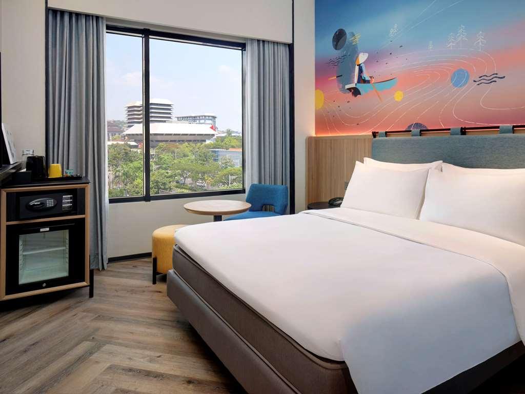 Ibis Styles Semarang Simpang Lima Quarto foto